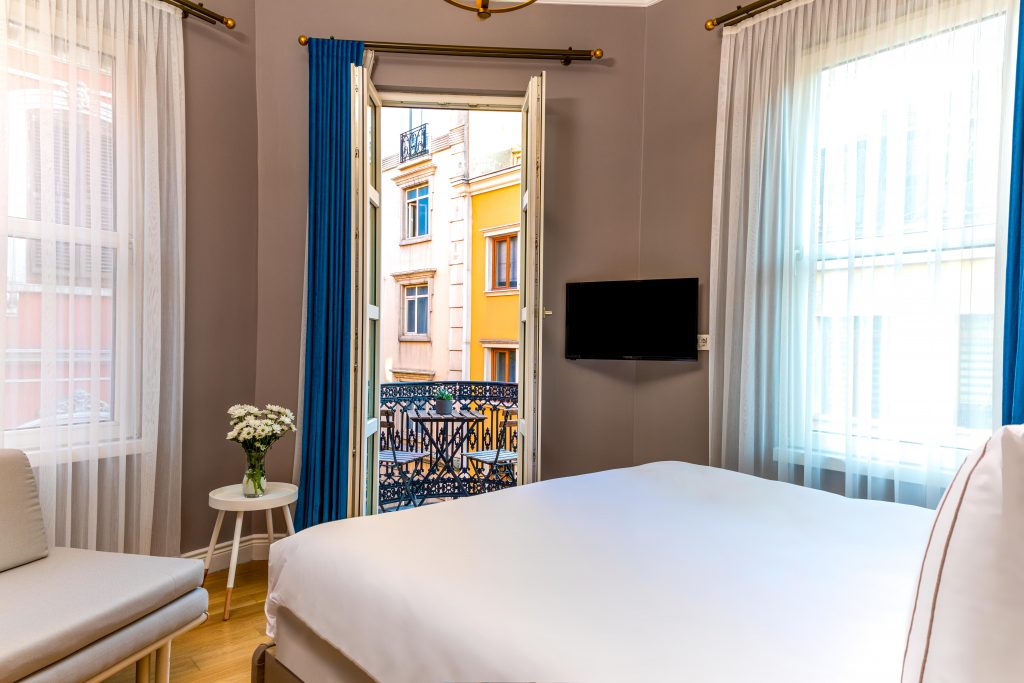 Deluxe Room with Balcony